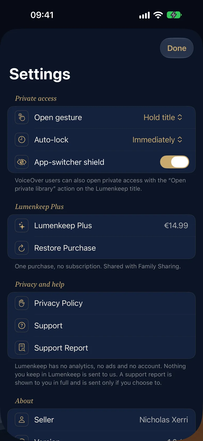 Settings: the private access gesture, auto-lock, app-switcher shield, Lumenkeep Plus and privacy links.